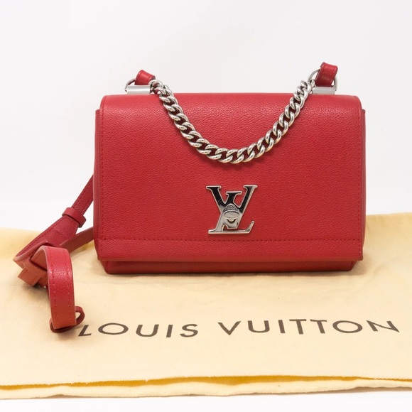 Louis Vuitton Handbags - ❤️✨LIKE NEW✨❤️ Lockme II BB
